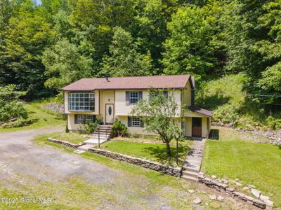 257 Lake Road