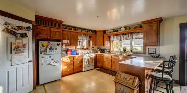 Image 3: 365 Interiors_1033_4_5_6_7