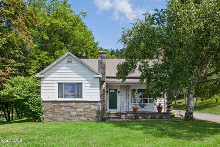 11 Hannay Road