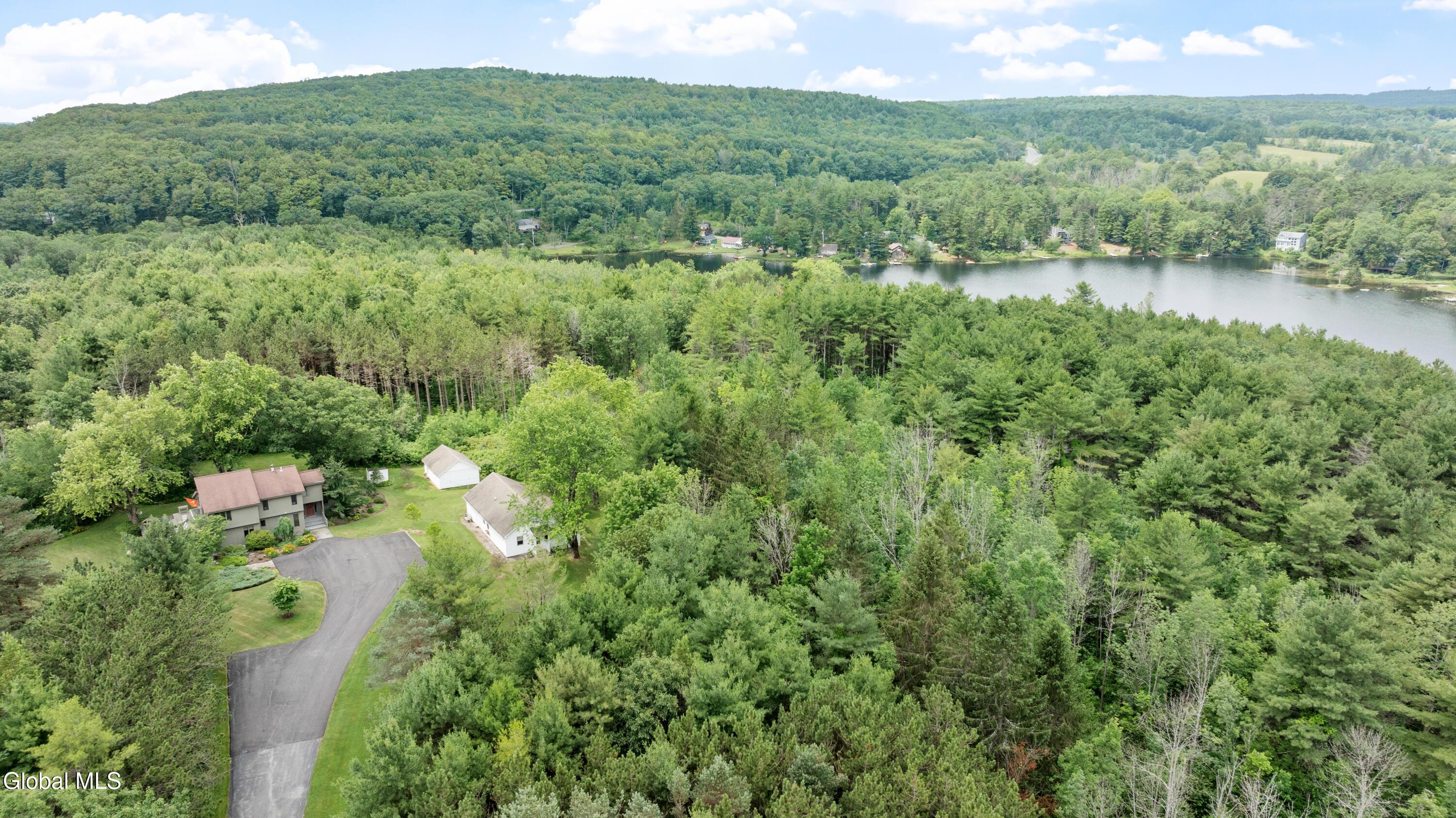 Image 2: 41-print-54-hillcrest-dr