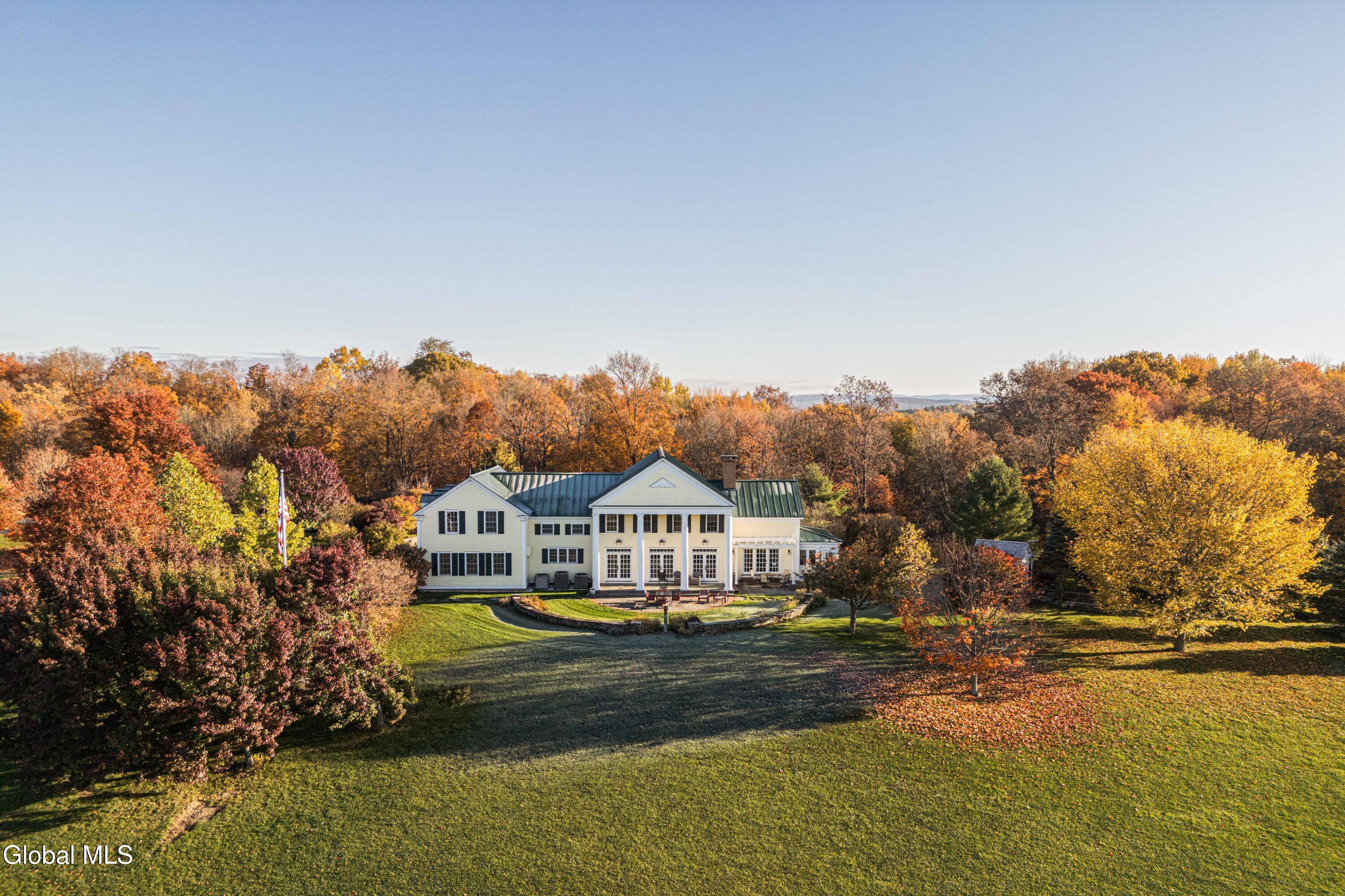 Image 3: 189 Sutherland x This Old Hudson-1