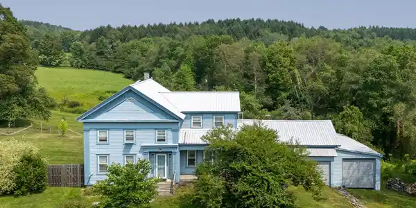 Image 2: Copy of 12 Drone main house front croppe