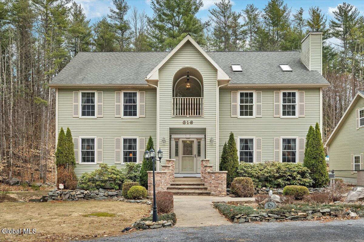 Image 2: 01-P1776134