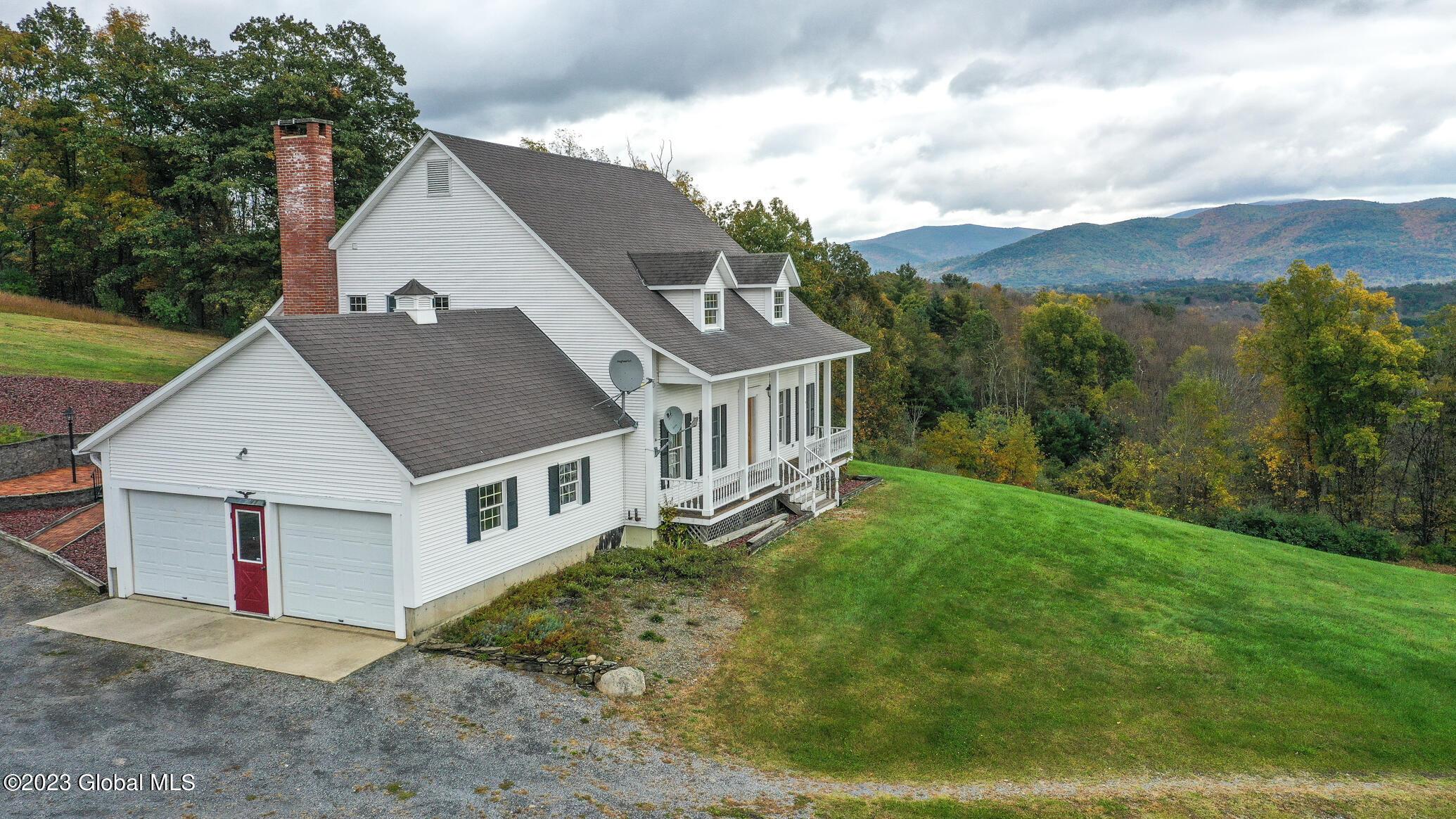 Image 2: Stntn Drones (41 of 49)