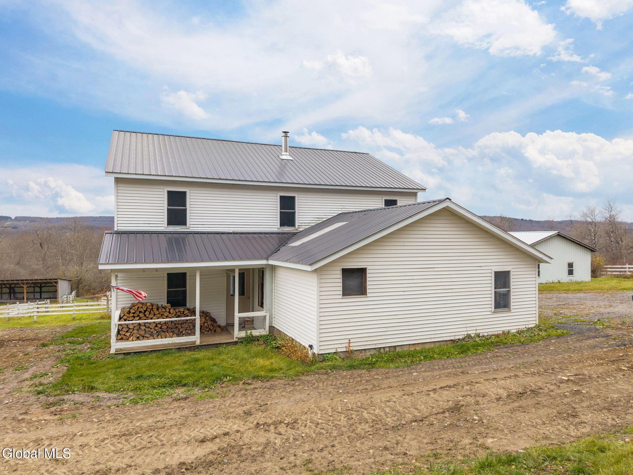 Image 2: 2-4969CountyHwy18_02