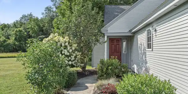 Image 2: 2-web-or-mls-49-gilbert-street