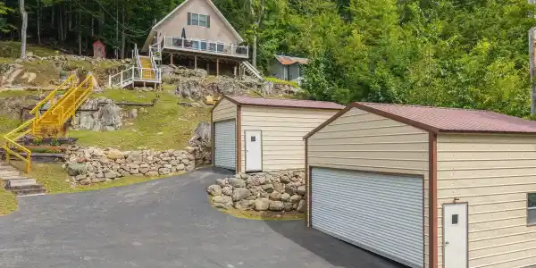 Image 2: 2