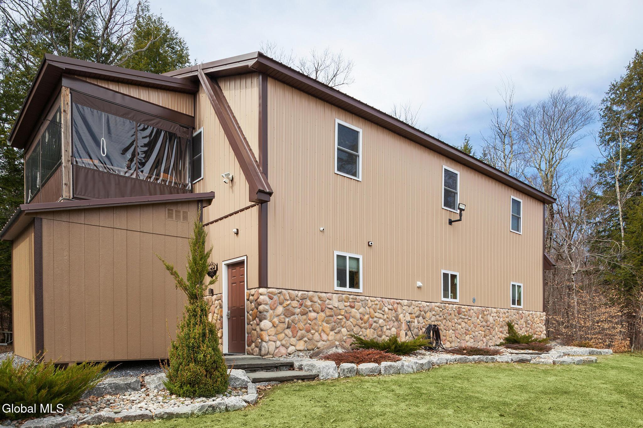 Image 4: FS_LT_032726_0014