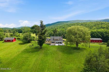15 Loneoak Lane