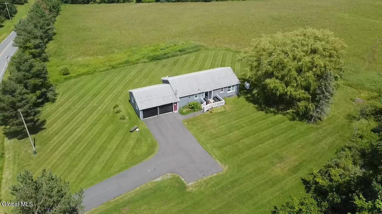 Image 4: 858 Oak Hill Rd-4
