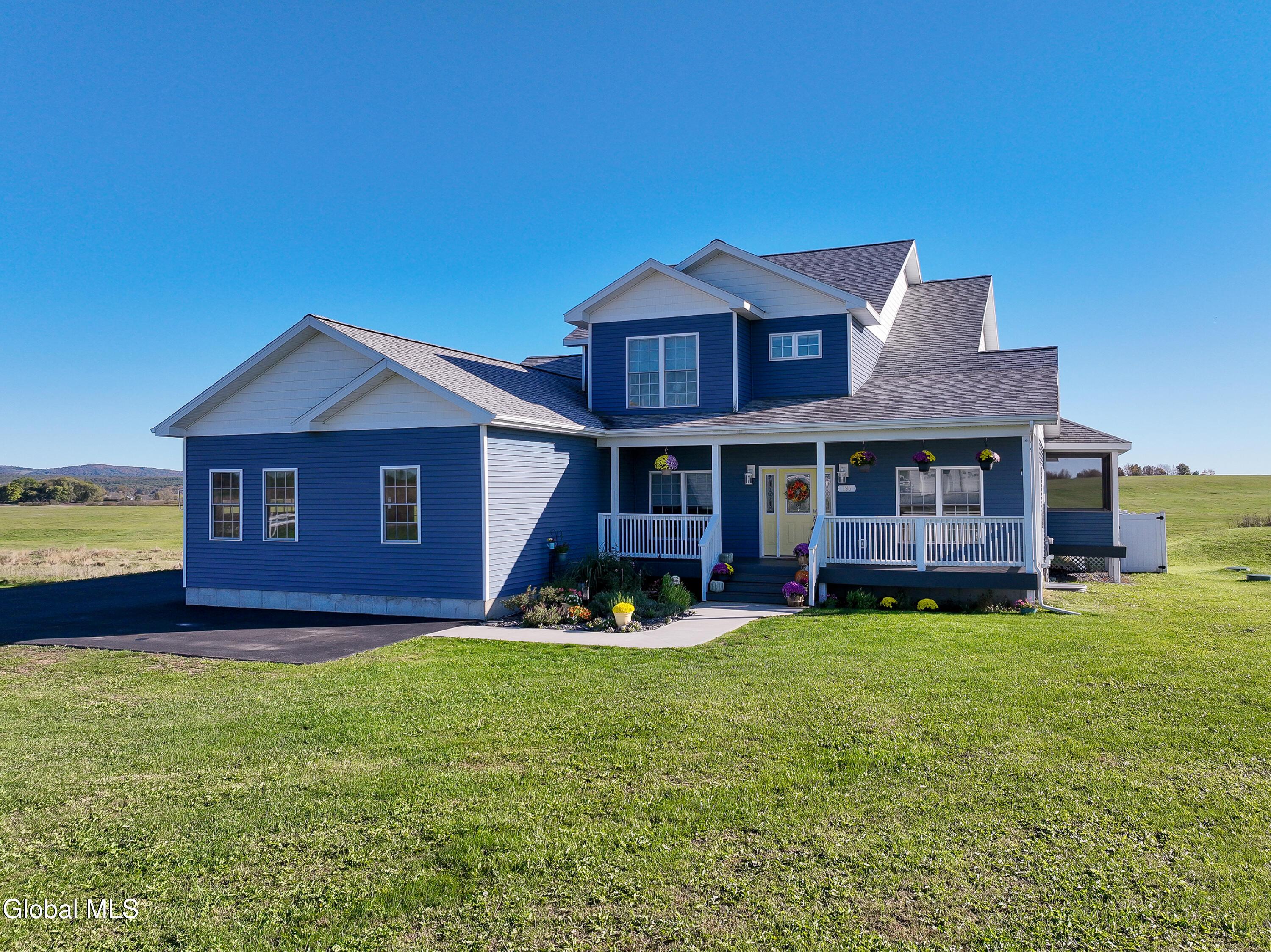 Image 1: 126-196-NY197-Fort-Edward-NY-12828