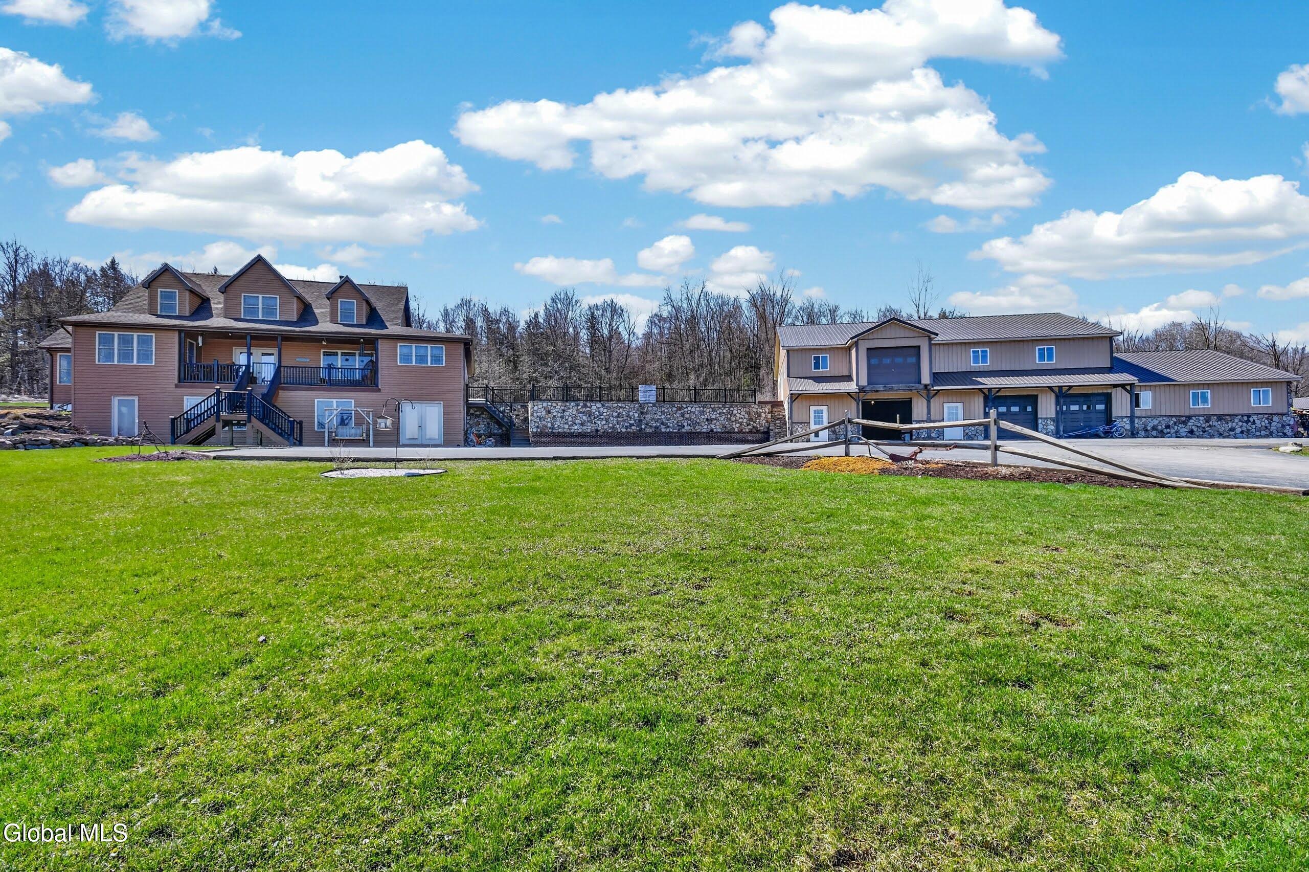 Image 1: 242 MacPahil Rd-77