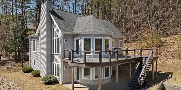 2859 N Shore Road