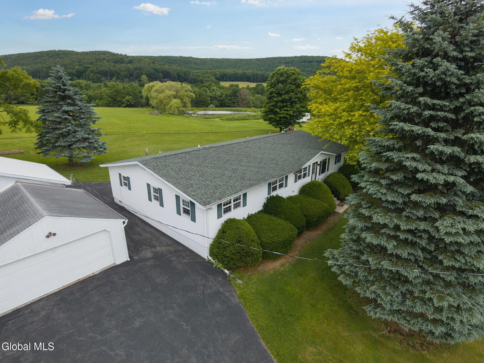 Image 2: 81-246EckerHollow_new_04