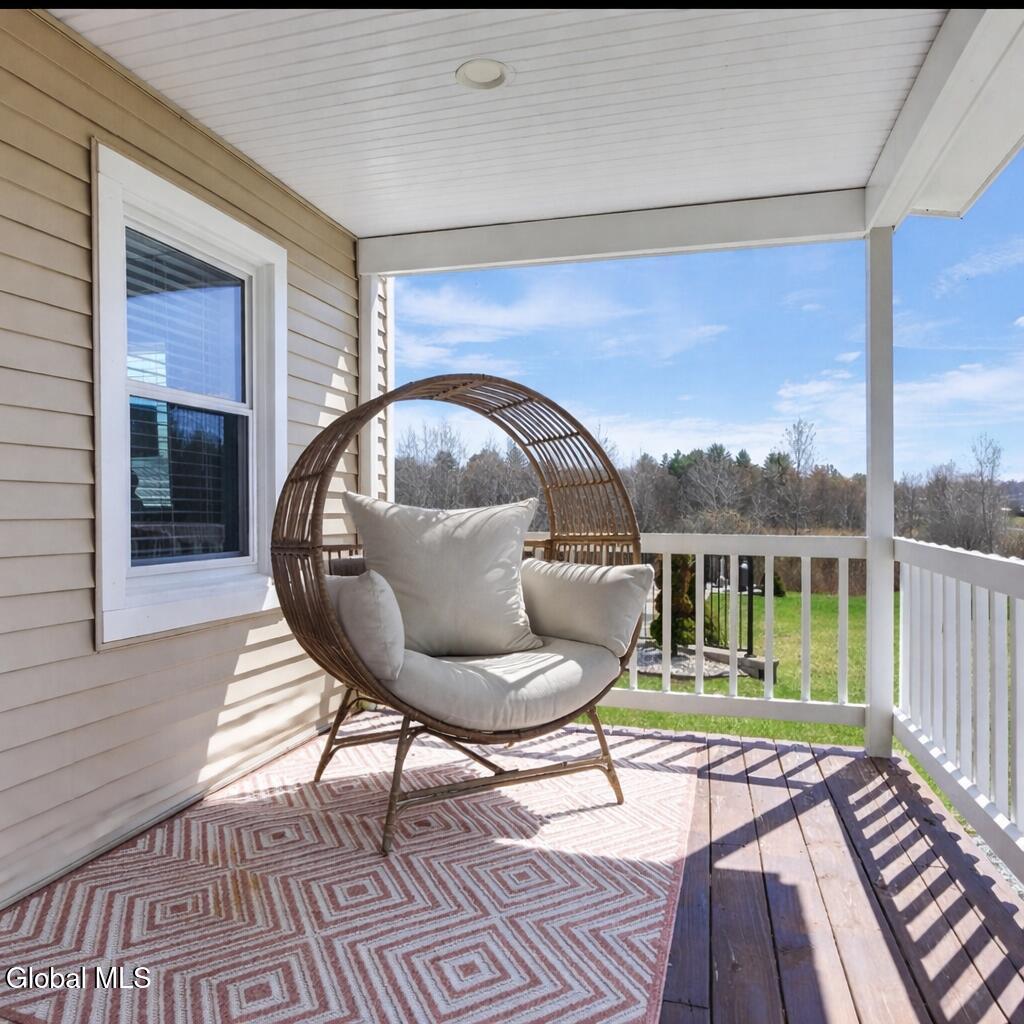 Image 4: CFB903BA-4376-4349-AF60-6D8E75B7EA66