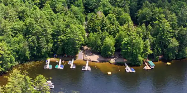 Image 4: Private association beach