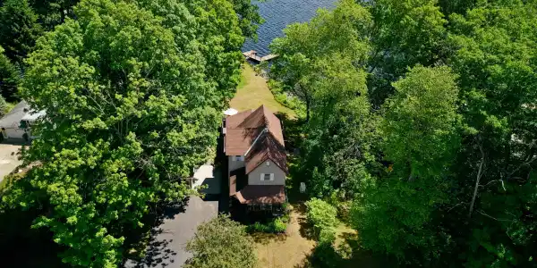 Image 2: 3