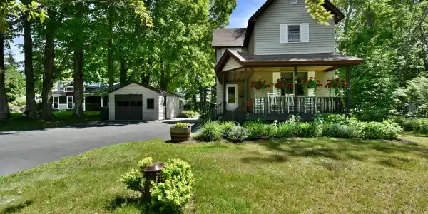 Image 3: 1
