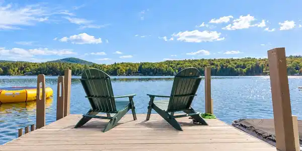 Image 3: Lakefront Dock
