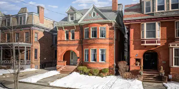 164 Grand Street