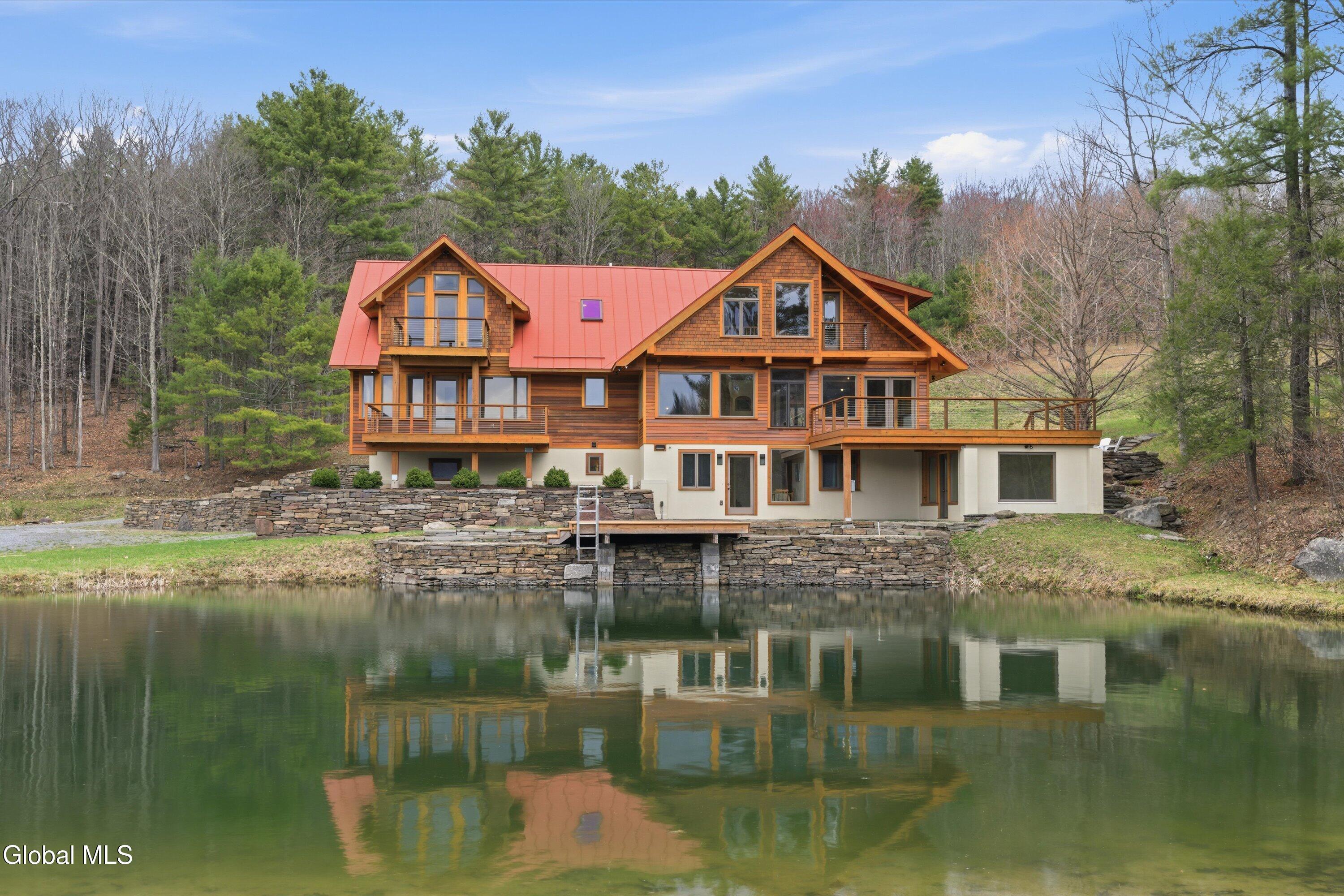 Image 1: 165 Vaughn Hill Rd