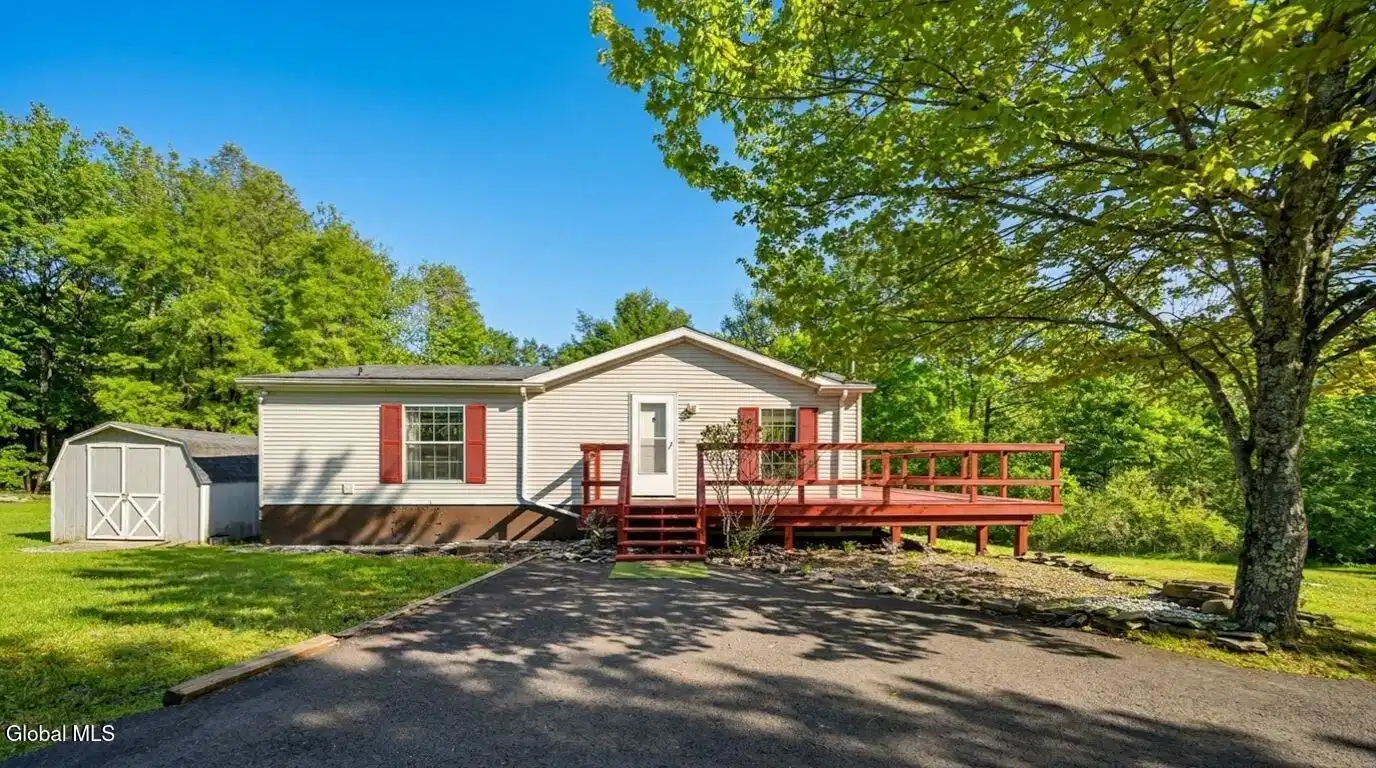 Image 1: 788-teed-rd-walton-ny-camera-photo.jpg