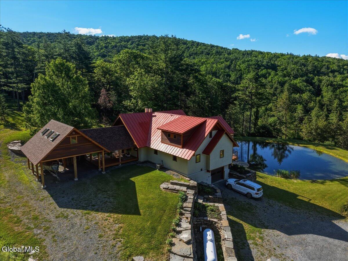 Image 2: 165 Vaughn Hill Rd