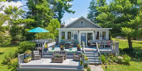 121 MacGathan Road