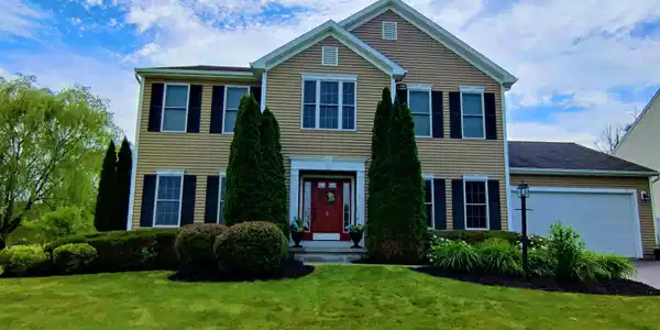 2 Robin Hill Road