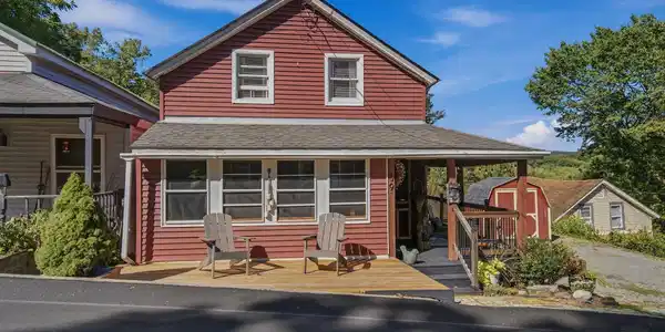 Image 2: 39 Bellamy St.-32