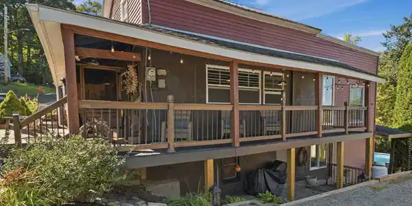 Image 3: 39 Bellamy St.-38