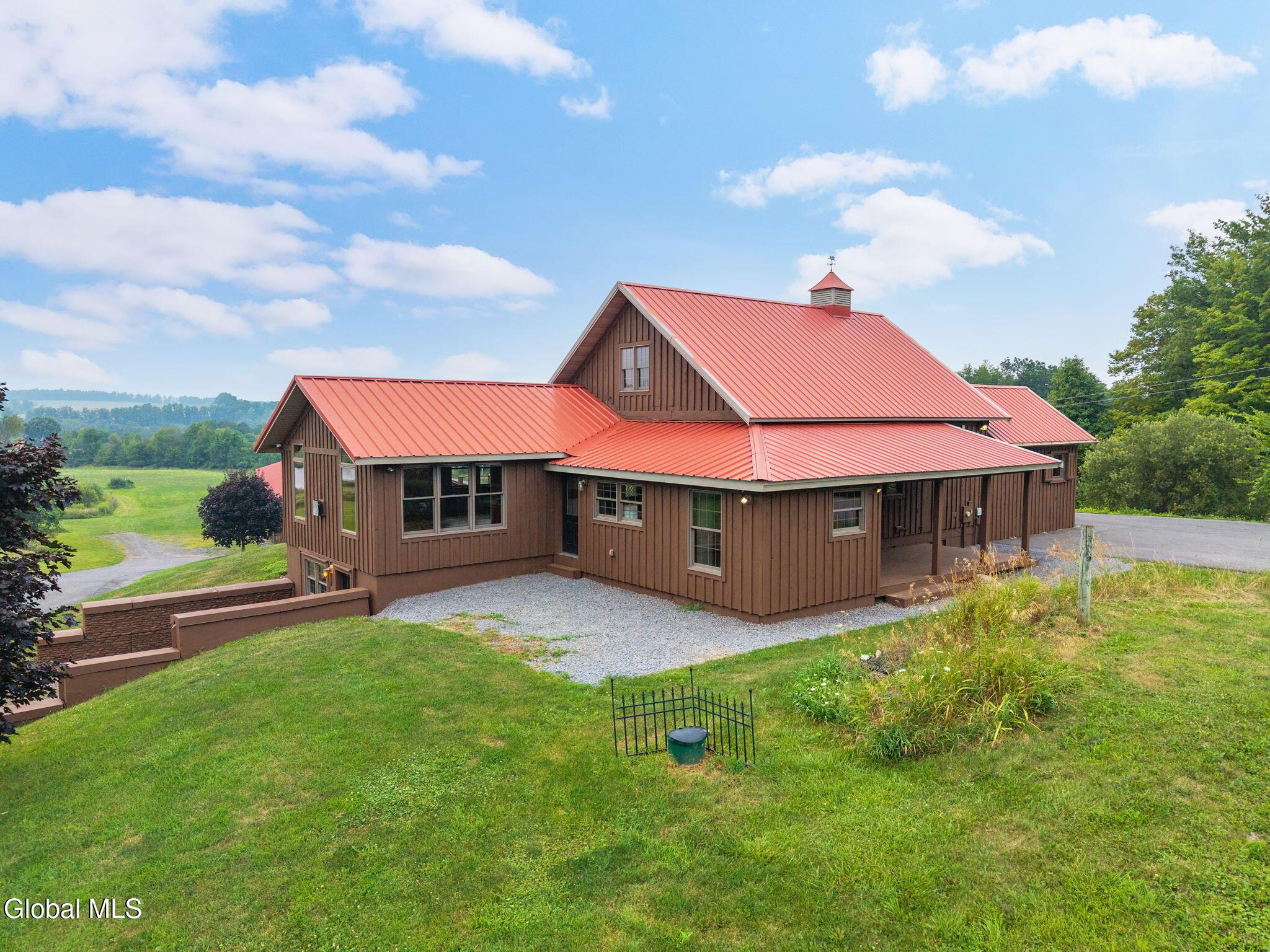 Image 3: 6-231LittleYorkRd_006