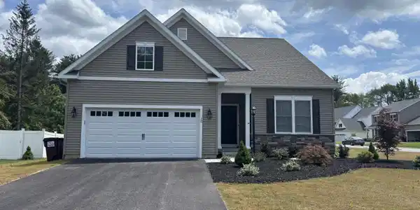 Image 3: Front Elevation