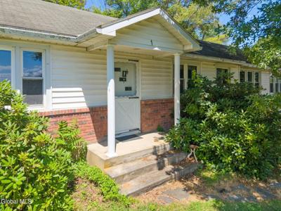 1 White Birch Lane