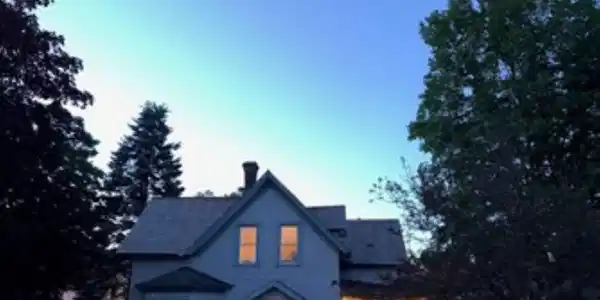 Image 2: 8 Stewart - House (night)