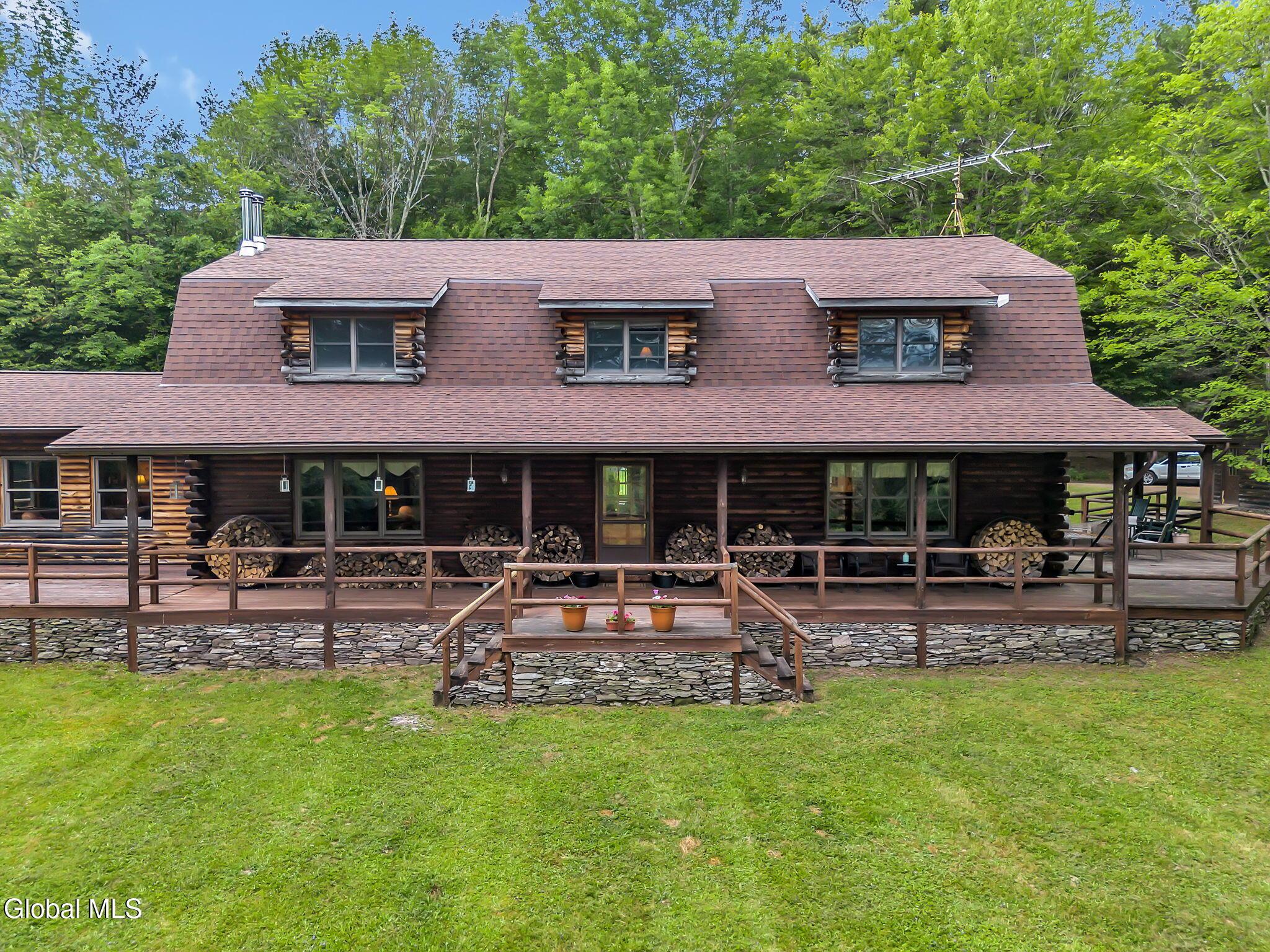 Image 2: 63-web-or-mls-DJI_0176