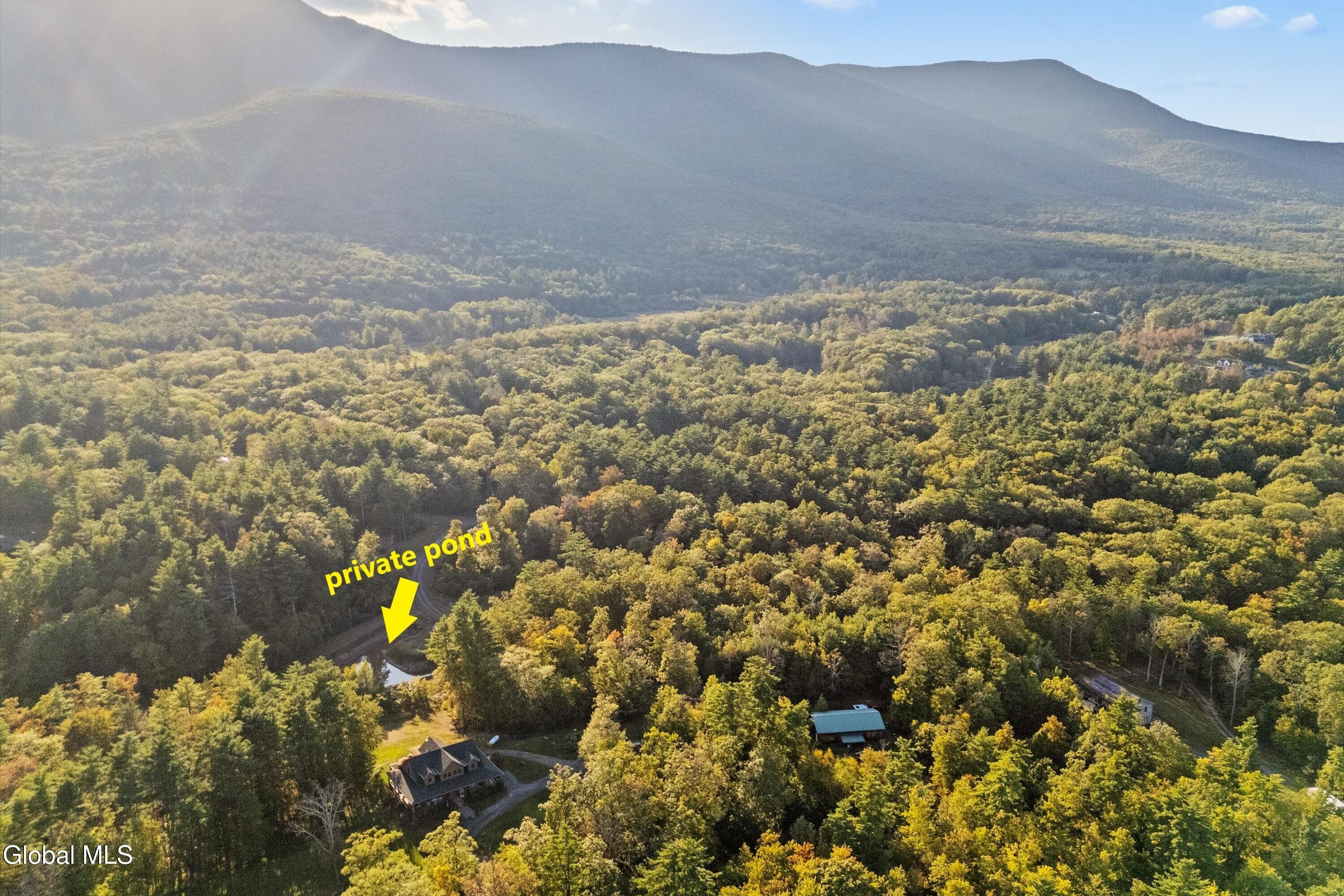 Image 2: 330 N Bald Hills Rd