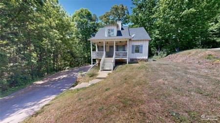 39 Sarahs Hollow Drive