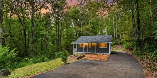 2043 Old Grandview Road