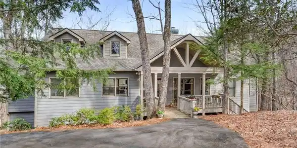 316 Teaberry Lane