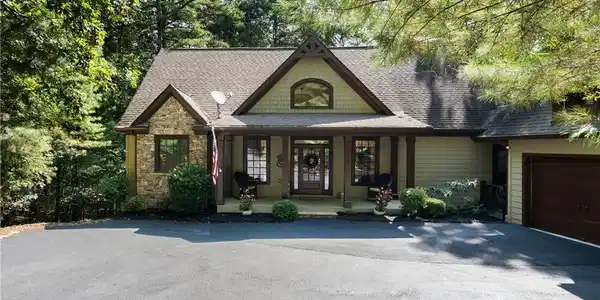 75 Cherokee Point