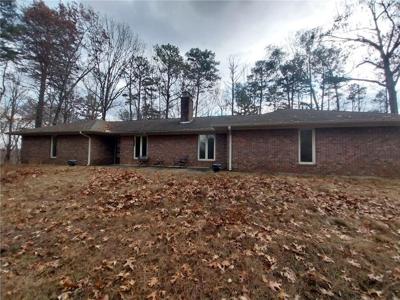 1376 Robinson Road