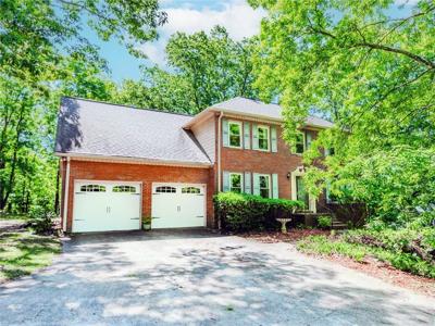 1463 Shadowrock Heights