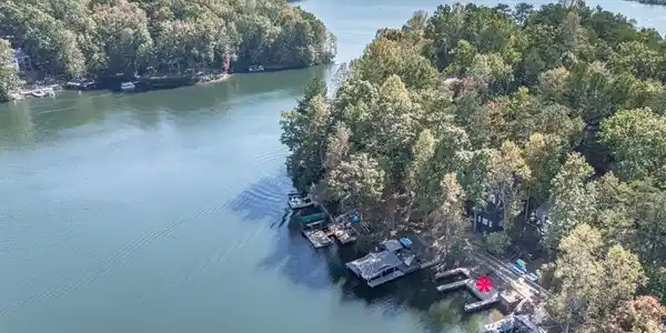 161 Narrows Drive
