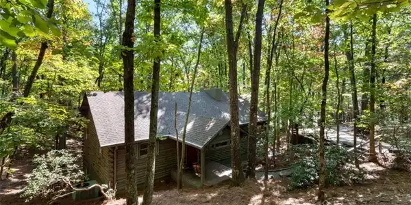 884 Quail Cove Drive