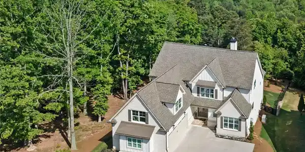 7350 Crestline Drive