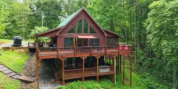 85 Hunter Drive