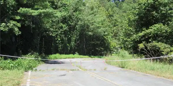 Lot - N Hwy 515