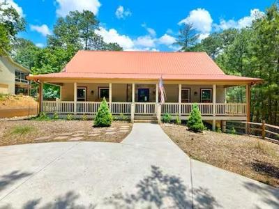 1322 Newport Drive