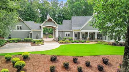 114 Trinity Hollow Drive